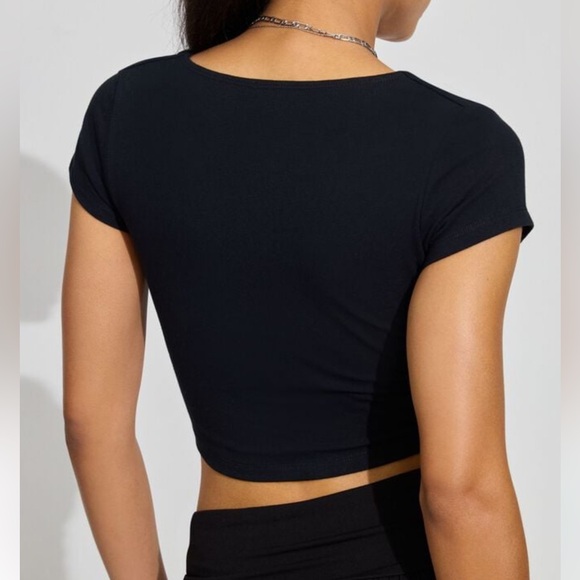 Garage Crossover Plunge V neck Crop Top! - Picture 3 of 4